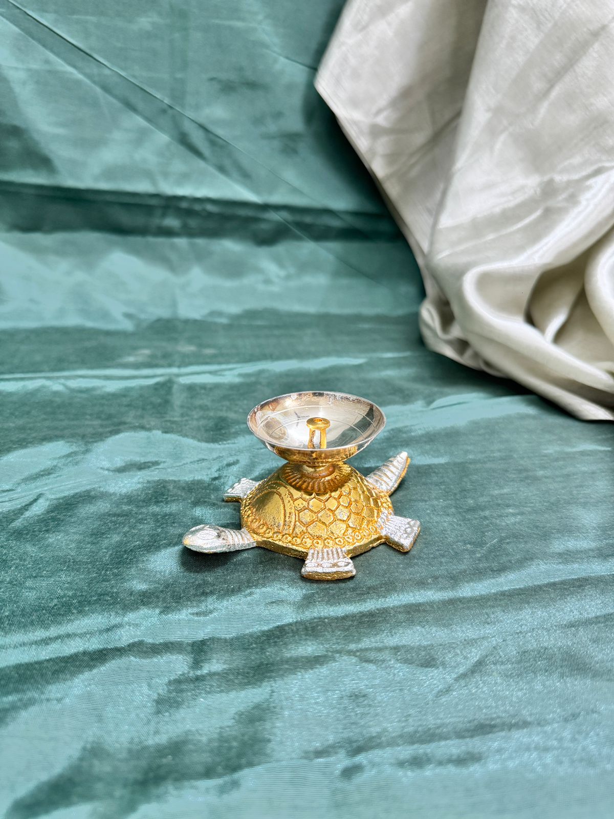 Tortoise Diya Double Shade