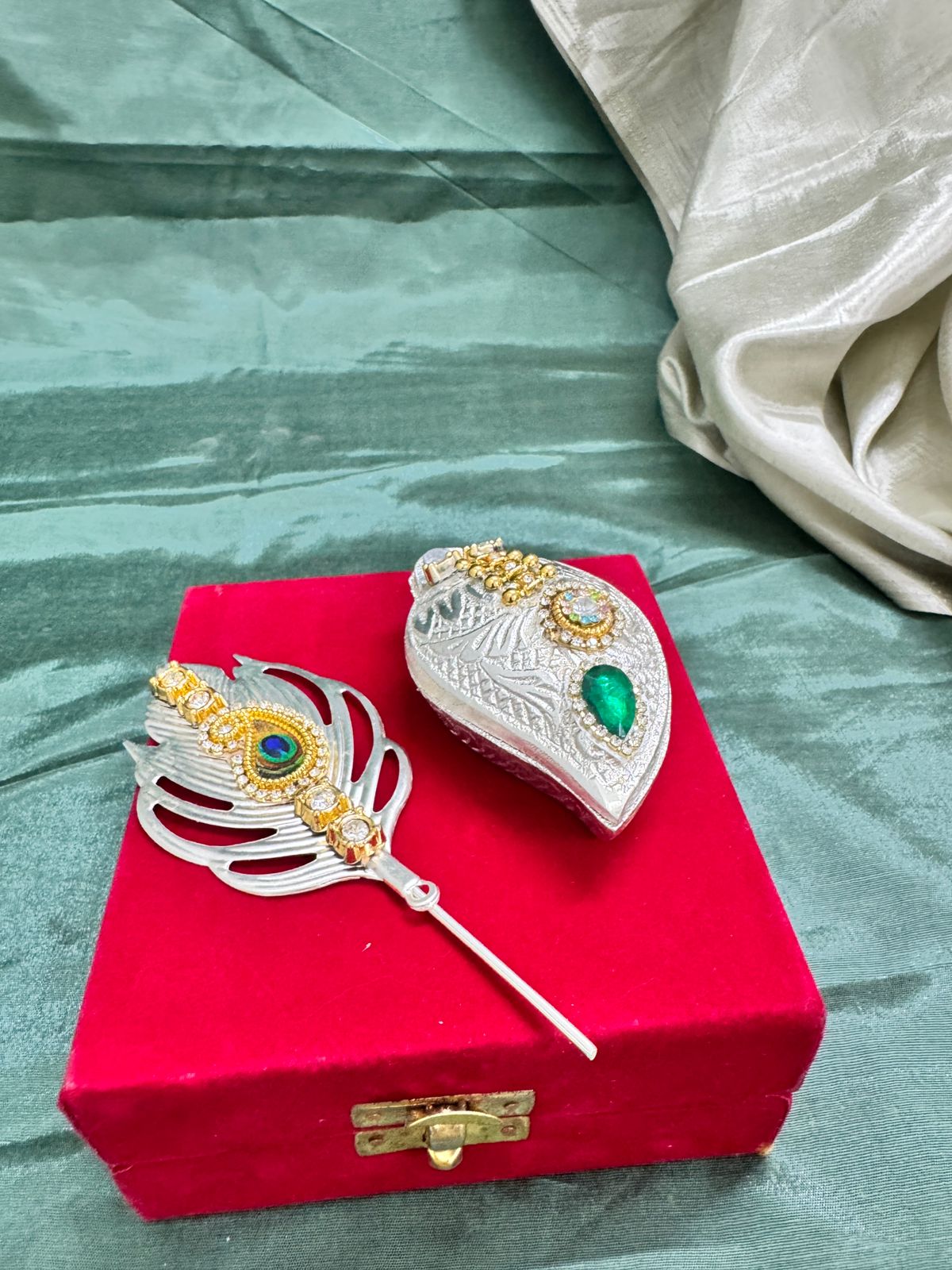Silver Chopra and Tilak Stick Gift Set