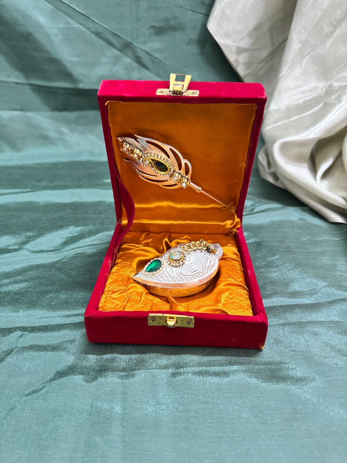 Silver Chopra and Tilak Stick Gift Set