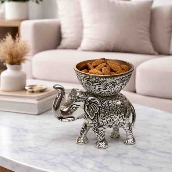 metal elephant decor