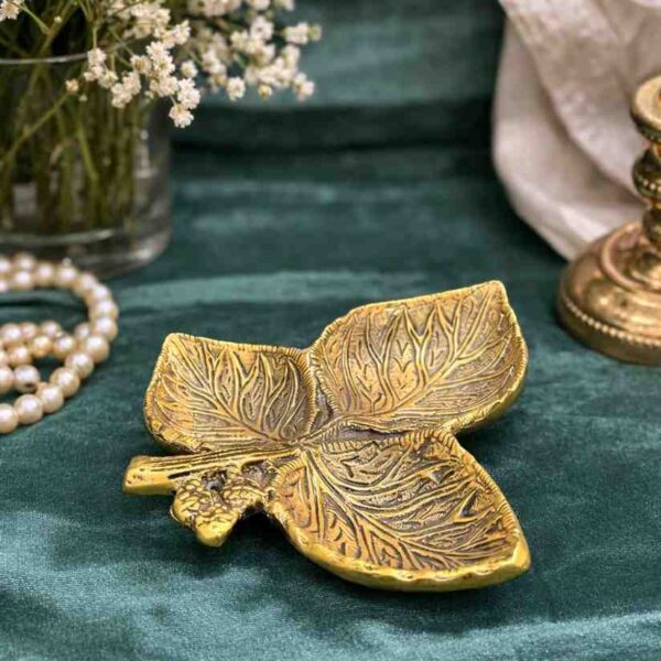 Spiritual Soul Golden Leaf Tray – Decorative Metal Leaf Tray