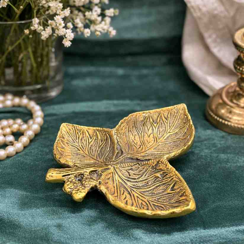 Spiritual Soul Golden Leaf Tray – Decorative Metal Leaf Tray