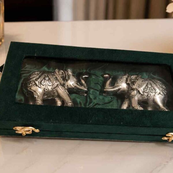 Luxury elephant pair showpiece with antique silver finish