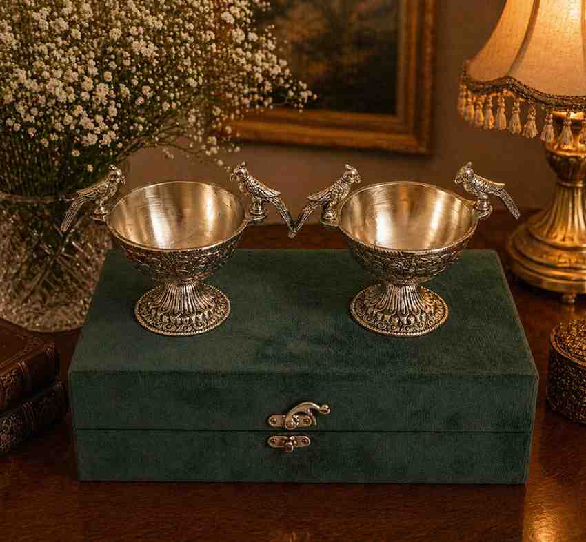 German Silver Parrot Bowl Set – Decorative Serving Bowls (4 Inch, 150g Each, Set of 2) 2 German Silver Parrot Bowl Set – Decorative Serving Bowls (4 Inch, 150g Each, Set of 2)