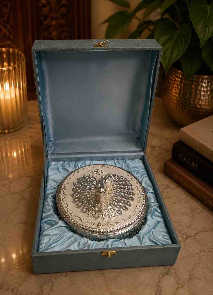 Handcrafted German Silver Flower Vase with Luxury Velvet Gift Box